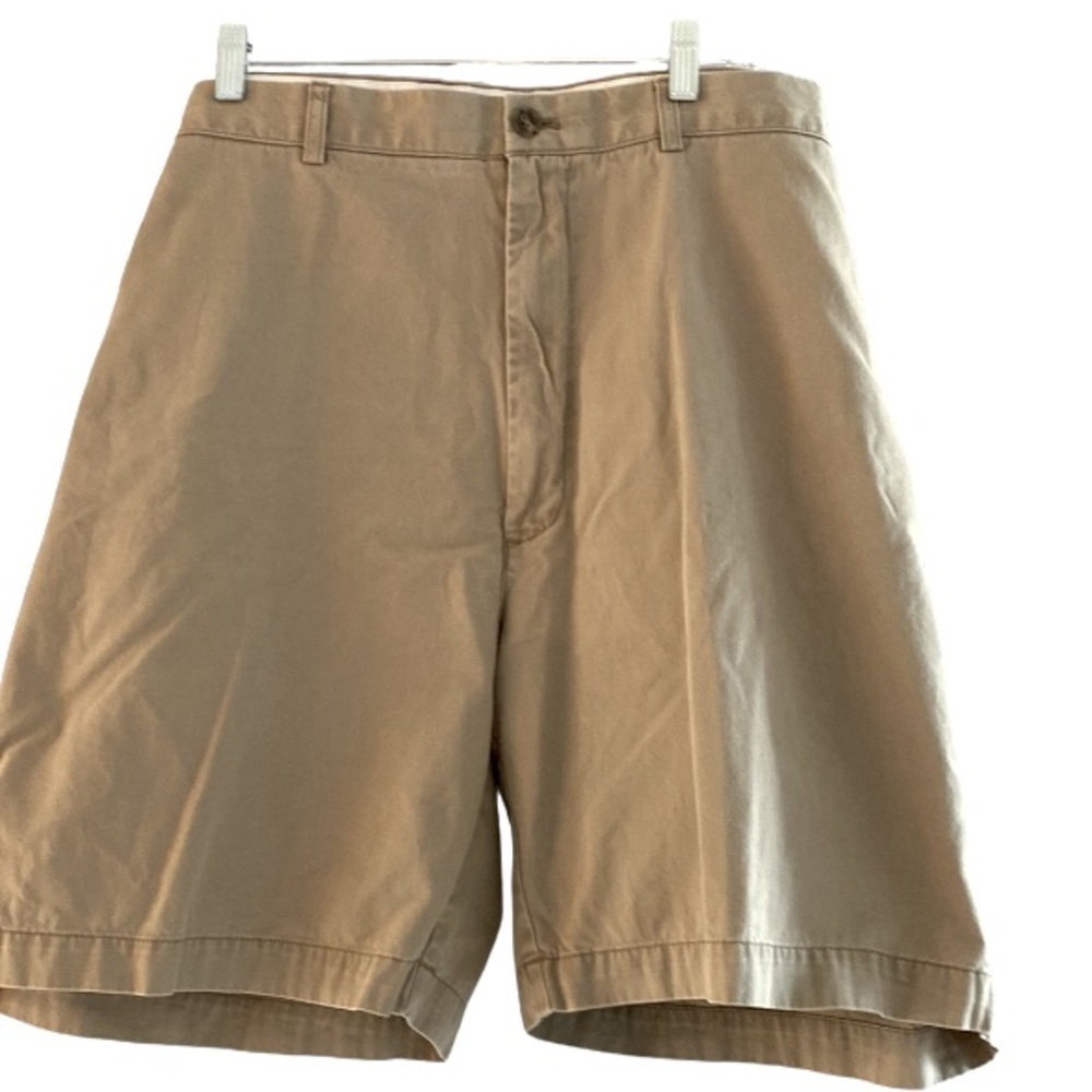 Roundtree & York khaki shorts with pockets 100% cotton size 48